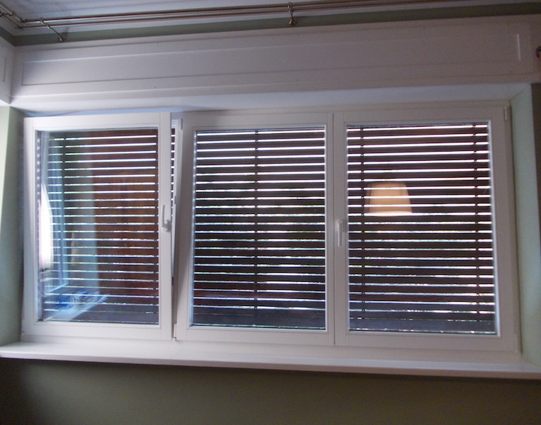 imagine 01 jaluzele exterioare din lemn